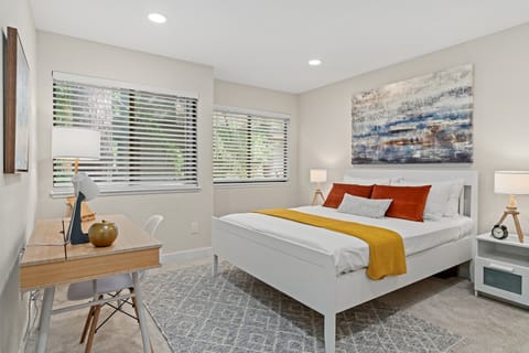 Bedroom #1 Our bed sheets & quilts are 100% cotton 