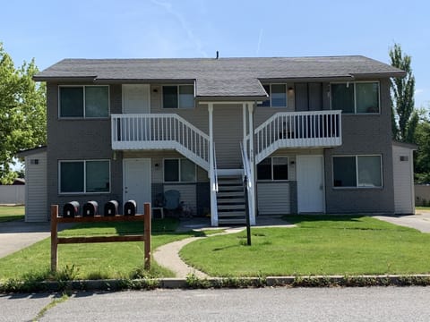 This is the apartment building the unit is the upstairs left