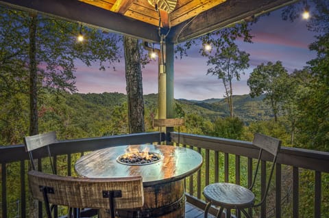 Plan your "Hallmark Holiday" in the Blue Ridge Mountains!