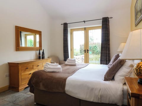 Cottage | 1 bedroom, individually decorated, individually furnished, free WiFi