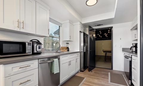 Well-equipped kitchen