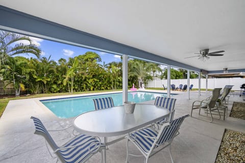 Large Heated Pool and Covered Lanai with Ceiling Fans. 