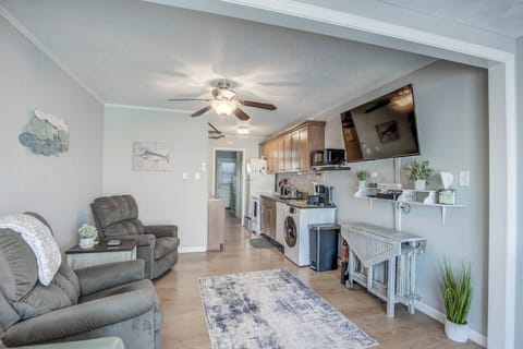 Living Room Looking Toward Kitchen