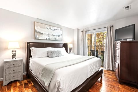 Condo, 1 Bedroom (Ground Floor, Sleeps 4 (CBI-108)) | 1 bedroom, down comforters, iron/ironing board, bed sheets