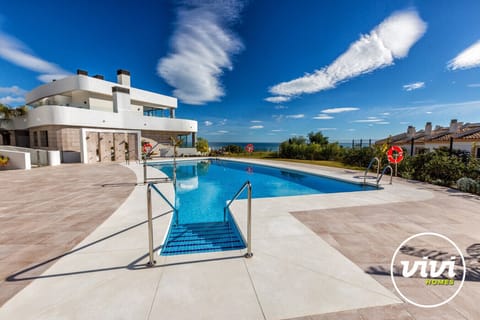 Costa del Sol Mijas Costa holiday apartment Blue View swimming pool