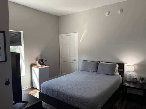 Queen Bed
