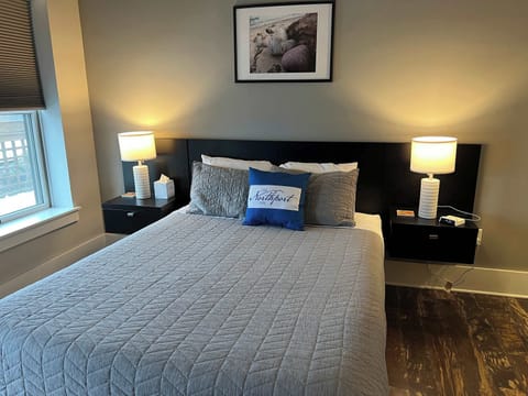 Queen Bed