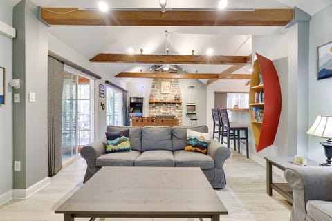 high vaulted, beamed ceilings really sets off this open floor plan
