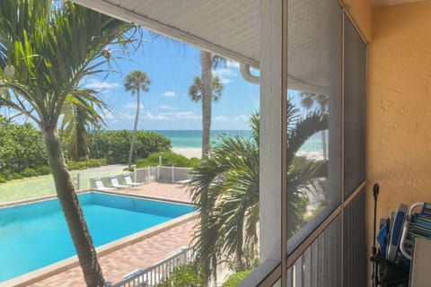 Welcome to Silver Sands on Longboat Key!