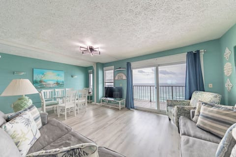 Gulf front living room