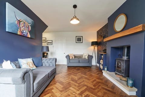 Cummins & Goings Cottage, Barnard Castle - Host & Stay