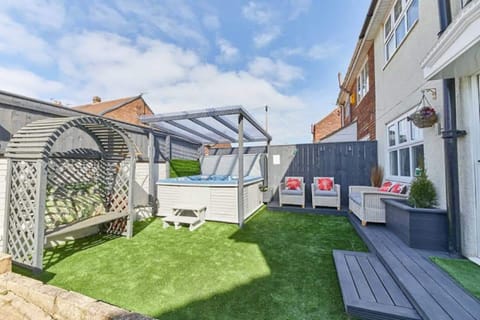 Stonehaven, Seaton Carew - Host & Stay