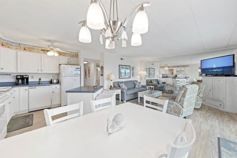 Nautical Details help tie in the outside experiences with the inside!