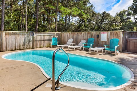 Private pool