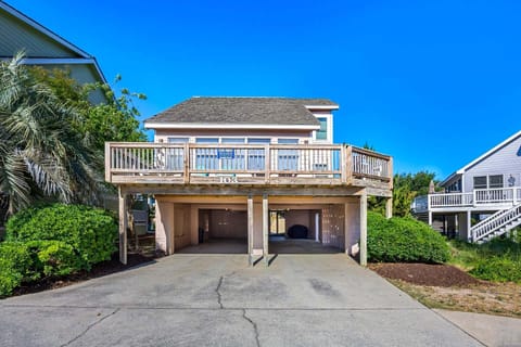 If you've been dreaming of a quiet Outer Banks getaway, Fantasy Land will make that dream a reality!