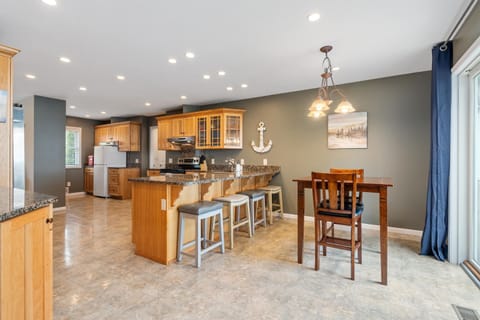 Fully stocked kitchen