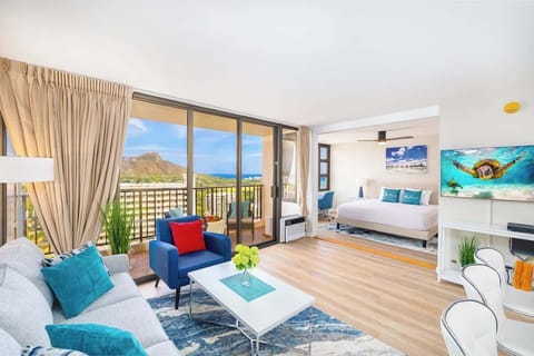 Beautiful remodeled apartment with stunning ocean vies from your balcony and bedroom. Window AC