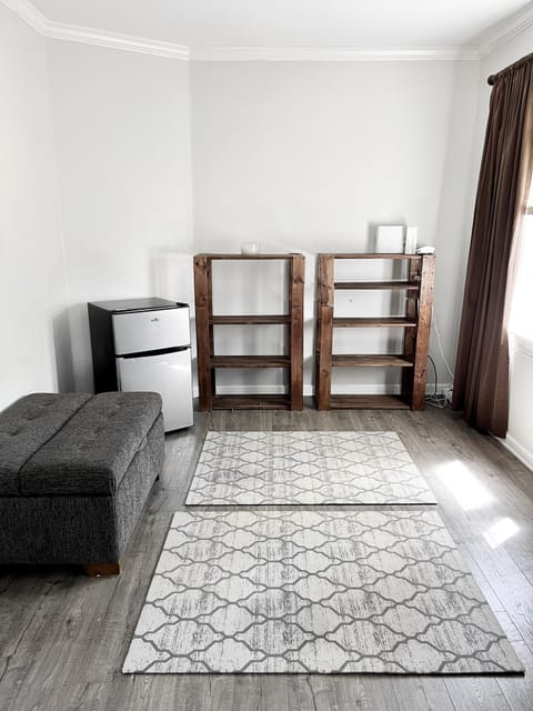 Master bedroom sitting area