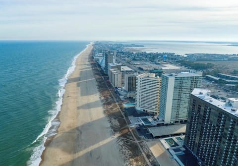 Exterior, Beach Front