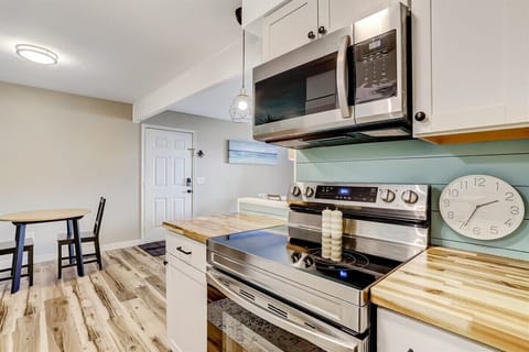 Full Kitchen with All of the Conveniences of Home