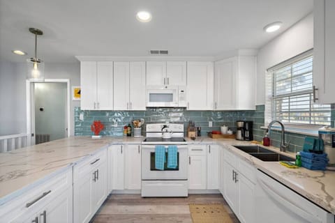 A kitchen perfect for preparing meals for the family!