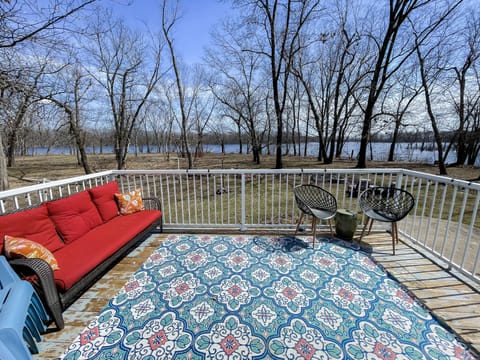 Deck overlooking the lake