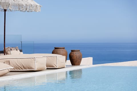 Be whisked off your feet and into a world of utter extravagance.
