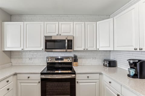 Kitchen with Stainless Steel Appliances at 3302 SeaCrest