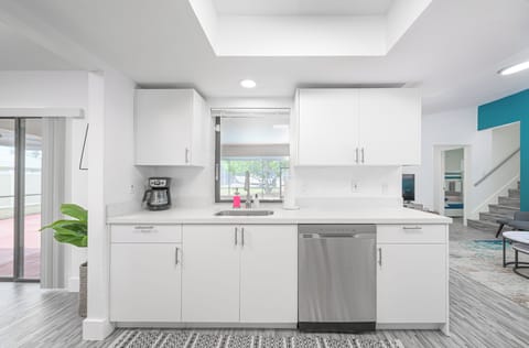 Morning coffee tastes better here.