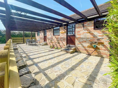 Exterior | Robins Nest - Holly Hedge Farm, Holly Hedge Farm