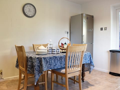 Kitchen | Seaview Bungalow, Membury, near Axminster