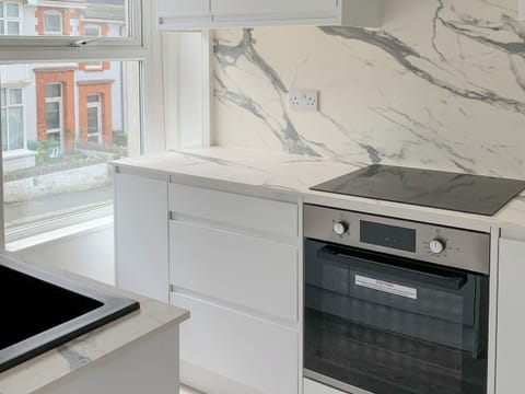 Kitchen | Summer Breeze, Newquay