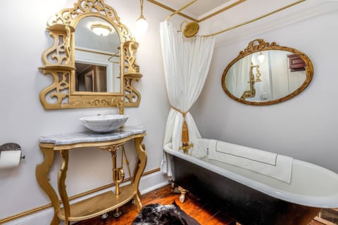 fa5cc2f5-864d-4c69-9658-cc93a0beac21-4x