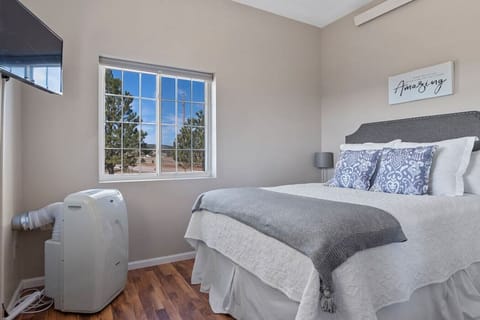 Comfortable bedroom with premium sheets. crisp 100% cotton and you can also enjoy watching your favorite movie here!