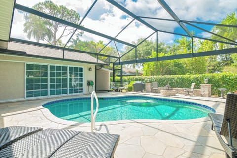 Gorgeous screened in pool and lanai