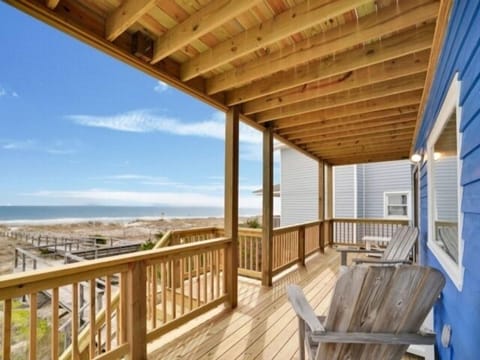 House, 3 Bedrooms | Property grounds