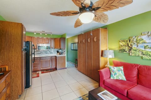 Flooring, Indoors, Ceiling Fan, Couch, Furniture