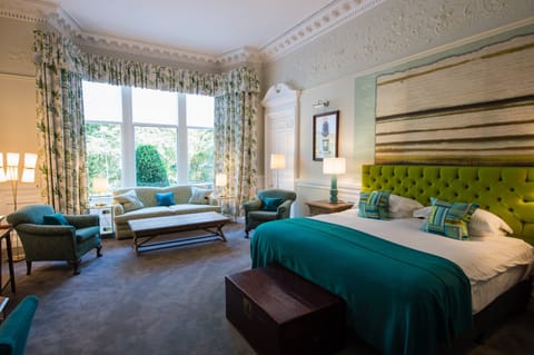 Junior Suite | Egyptian cotton sheets, premium bedding, in-room safe, desk