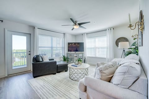 Designer Quality Furnishings throughout Unit