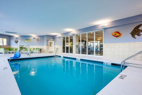 Indoor pool, outdoor pool, sun loungers
