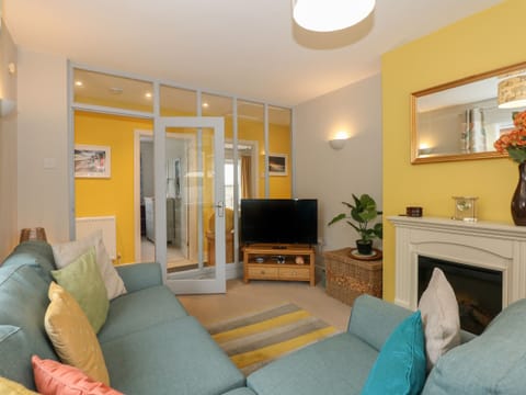 Cottage | Living area