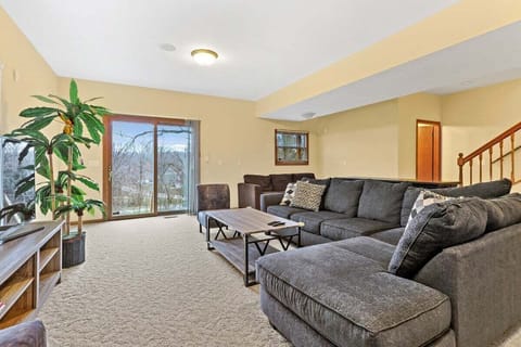 Ground level-living room