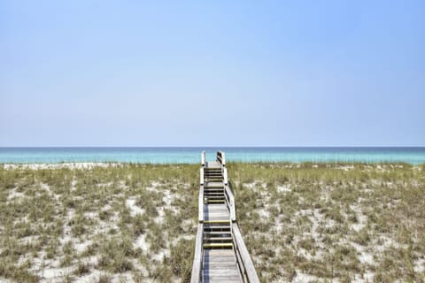 The private dune cross