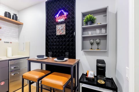 A LITTLE SPACE FOR TWO TO EAT