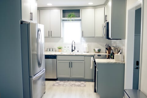 Brand new fully-stocked kitchen.