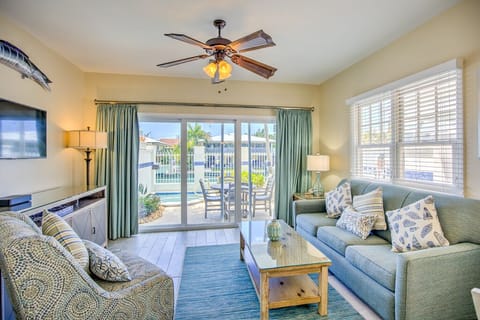 Living Room - looking out to the back patio and canal