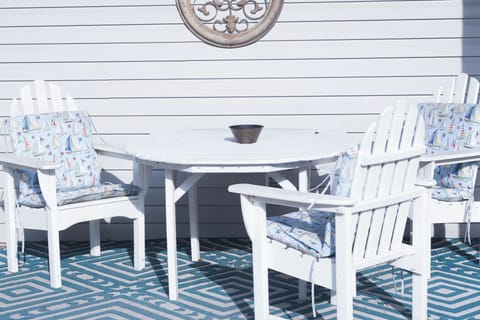 Table and chairs for outdoor dining