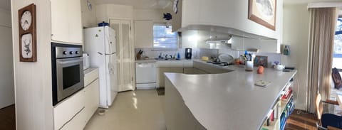Pano view of kitchen