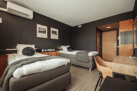 Comfort Twin Room | Desk, laptop workspace, soundproofing, free WiFi