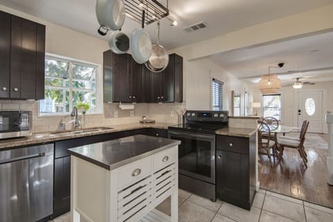 Enjoy cooking meals each night with a fully equipped kitchen and open floorplan